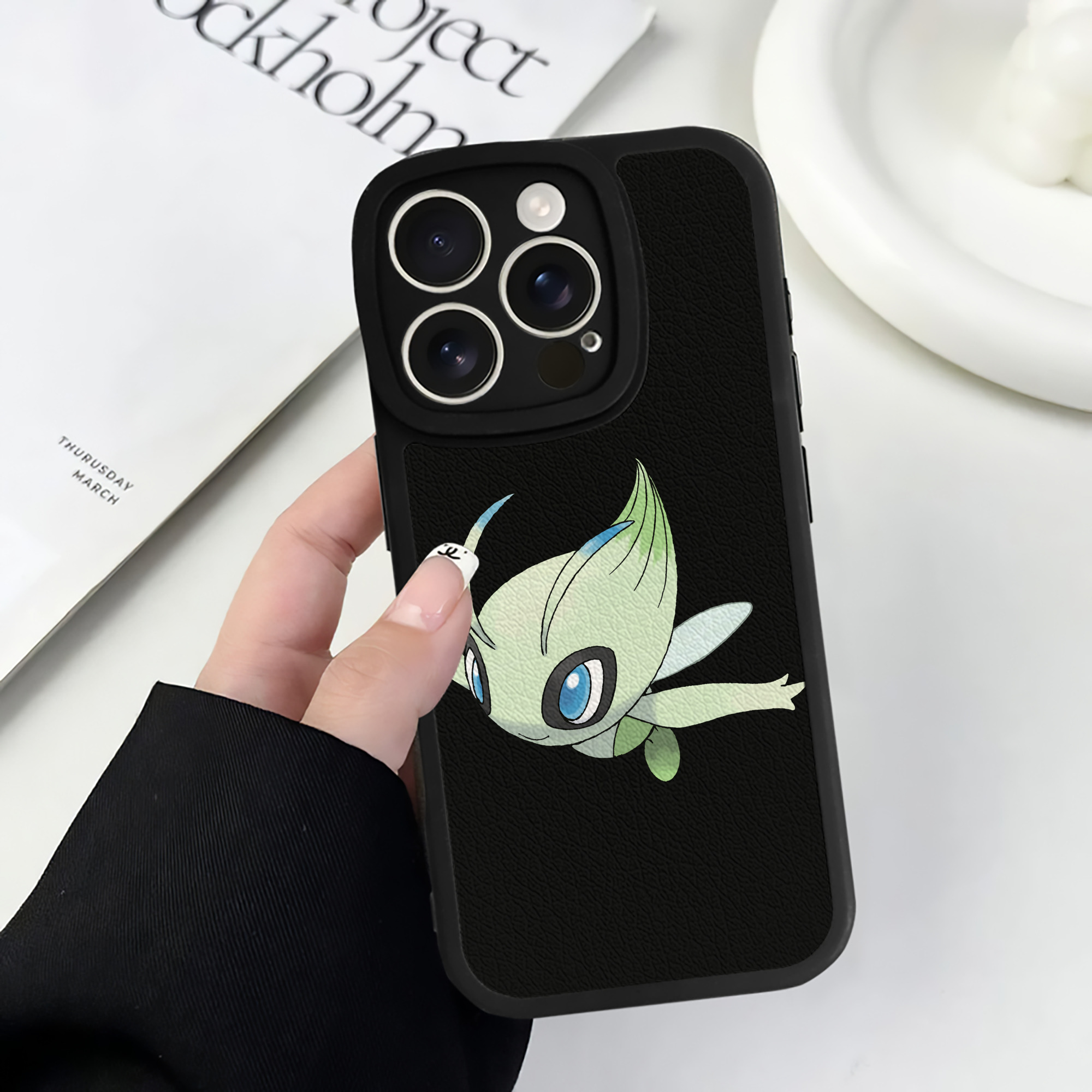 （画像用） ポケットモンスター Pokémon 【iPhone 16シリーズ対応】シリコンスマホケース（レザー調） 材質：シリコン